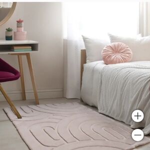 4' x 6'/48" x 70"/ Bristol Area Rug Collection, pink